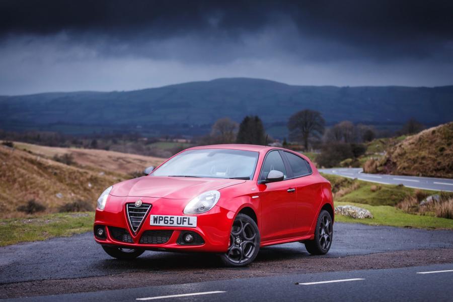  Alfa Romeo Giulietta Sprint Speciale (940) 2015 года  (UK) (фото 3 из 13)